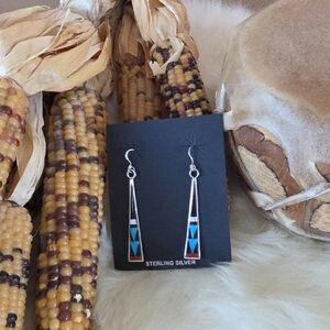 Beautiful NWOT Native American Zuni Turquoise Inlaid Dangle Earrings 🖤🩵❤️🎁